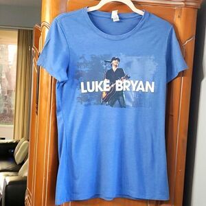 LUKE BEYAN 2019 TOUR BLUE TEE SHIRT. SIZE MEDIUM. good‎ used condition.